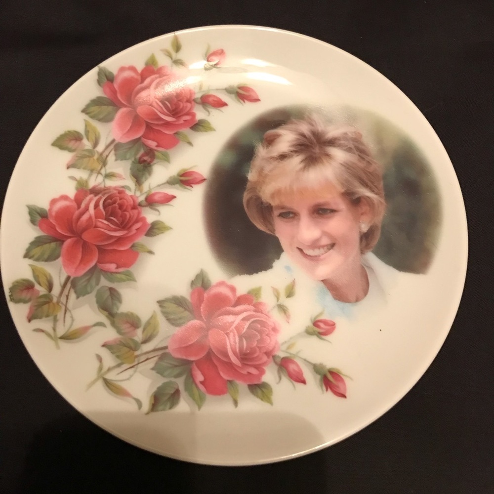 In Memory of Diana Plate
